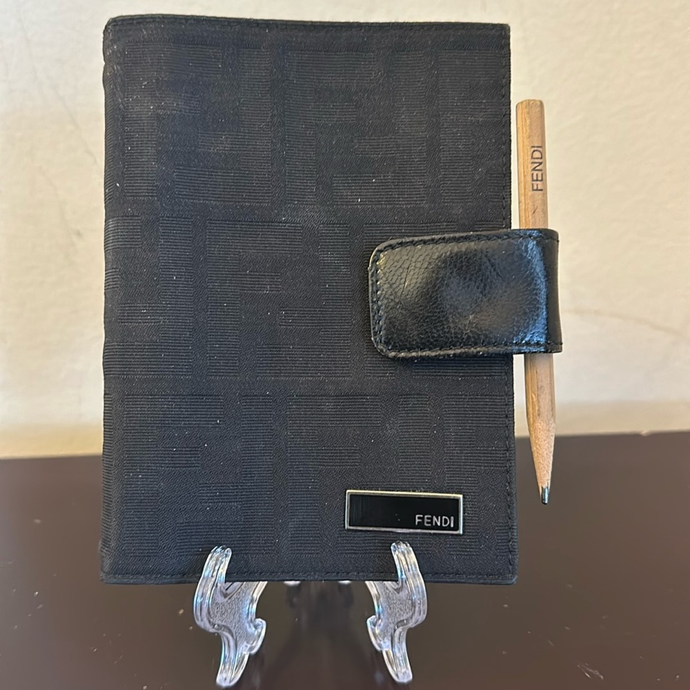 Fendi black 6 ring agenda with Fendi pencil! Authentic ! Silver hardware! - Picture 1 of 10
